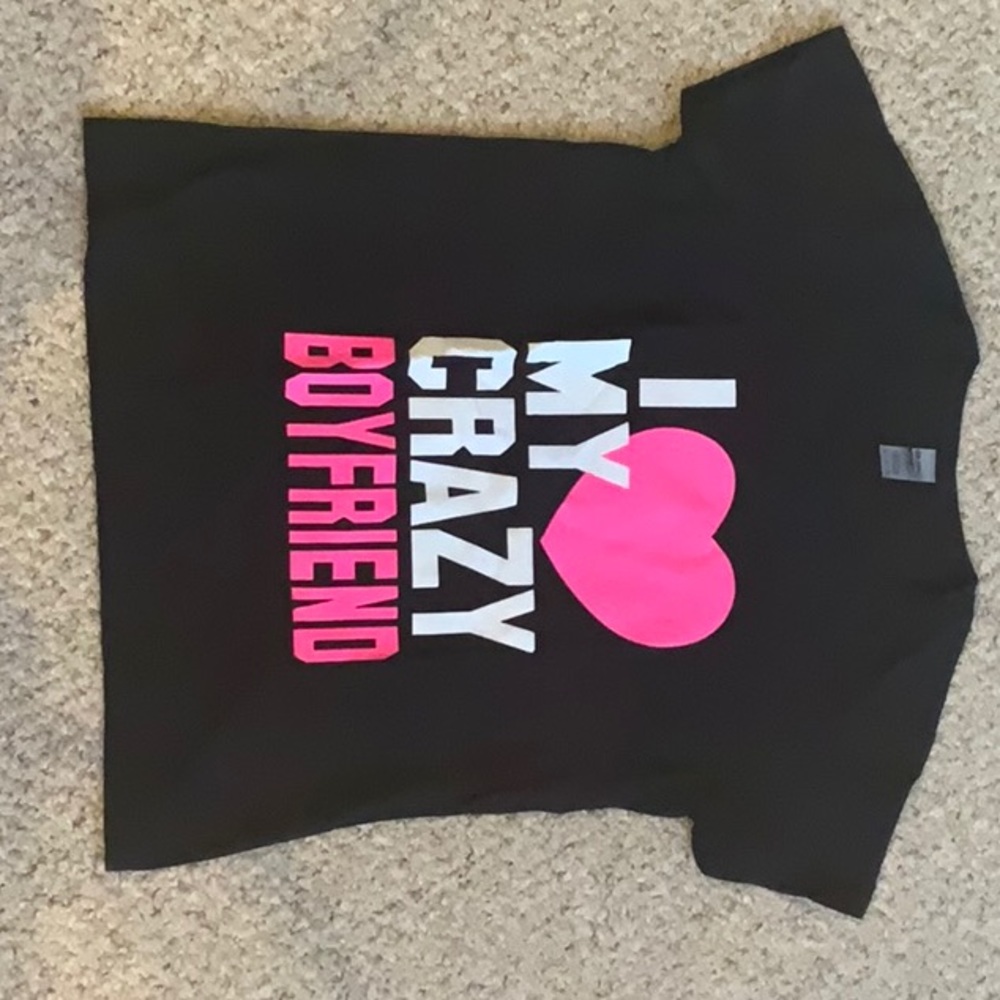 “I Love My Crazy Boyfriend” Black t-shirt. Women’s size large, Gildan